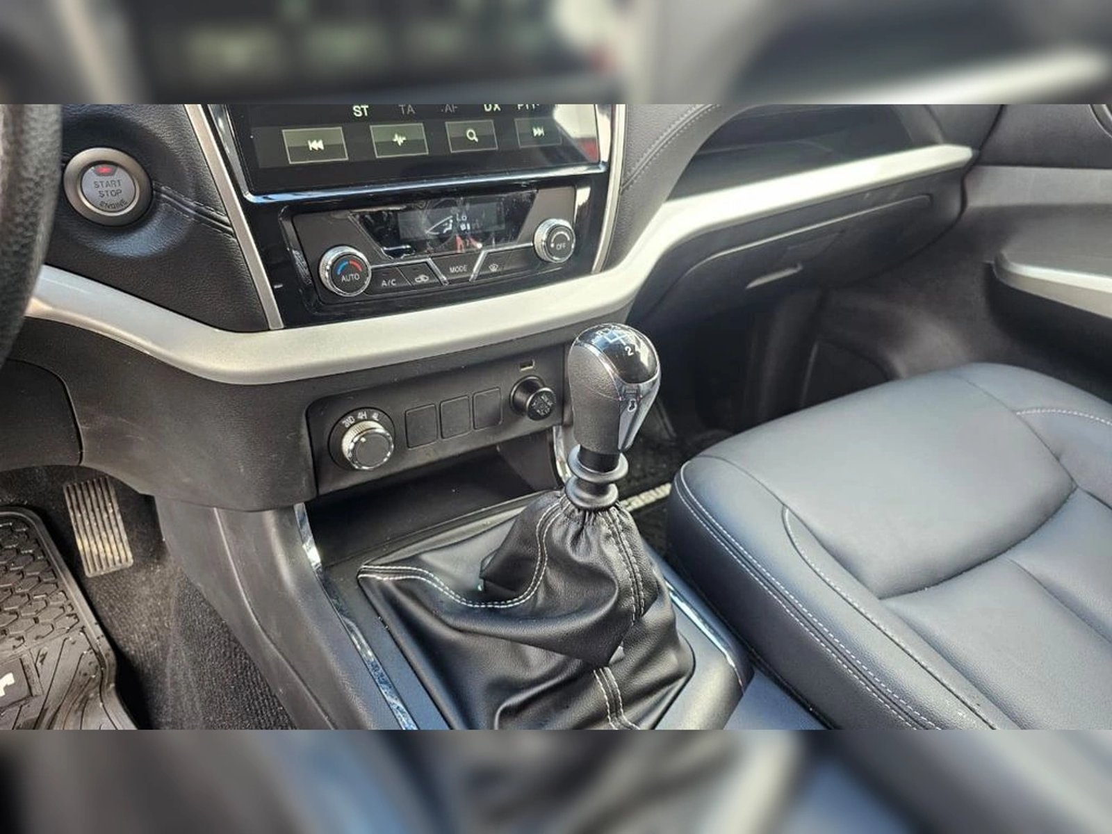 DFSK D1 D1 LUXURY 4X4 2.3 2026 - Imagen 16 de 18