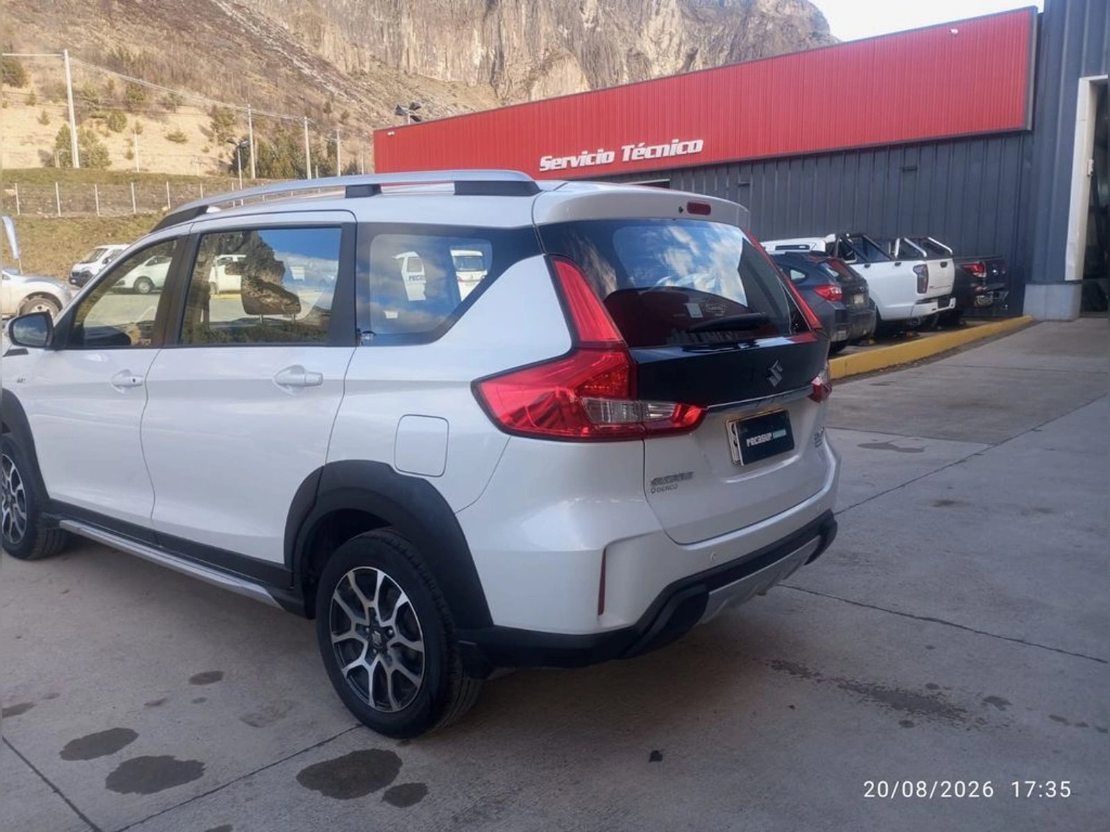 Suzuki XL7 XL7 GLX 1.5 2023 - Imagen 7 de 14