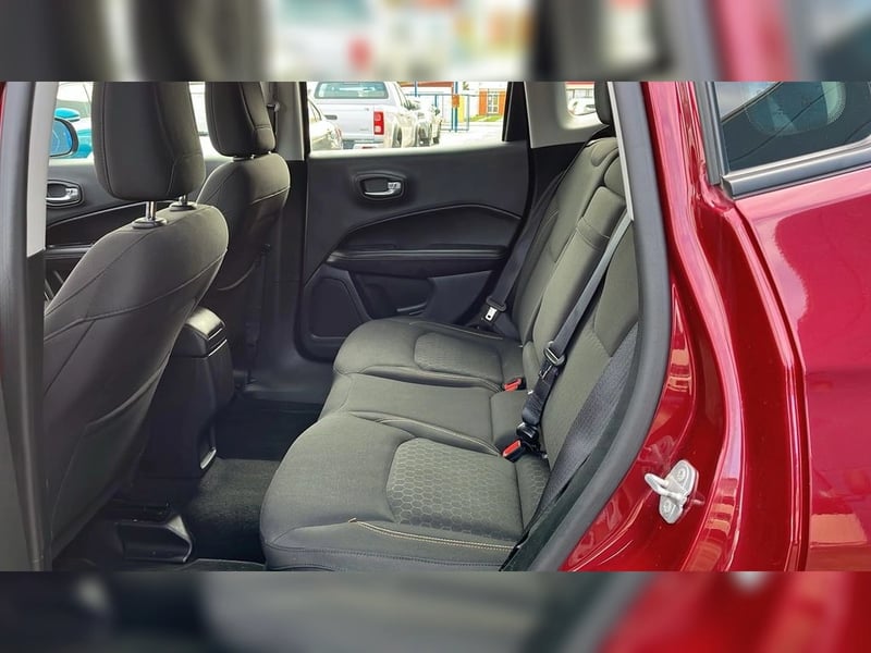 Jeep COMPASS 2.4 SPORT LX FWD 6MT 5P 2018 - Imagen 11 de 20