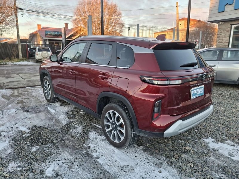 Suzuki GRAND VITARA GLX 2024 - Imagen 8 de 10