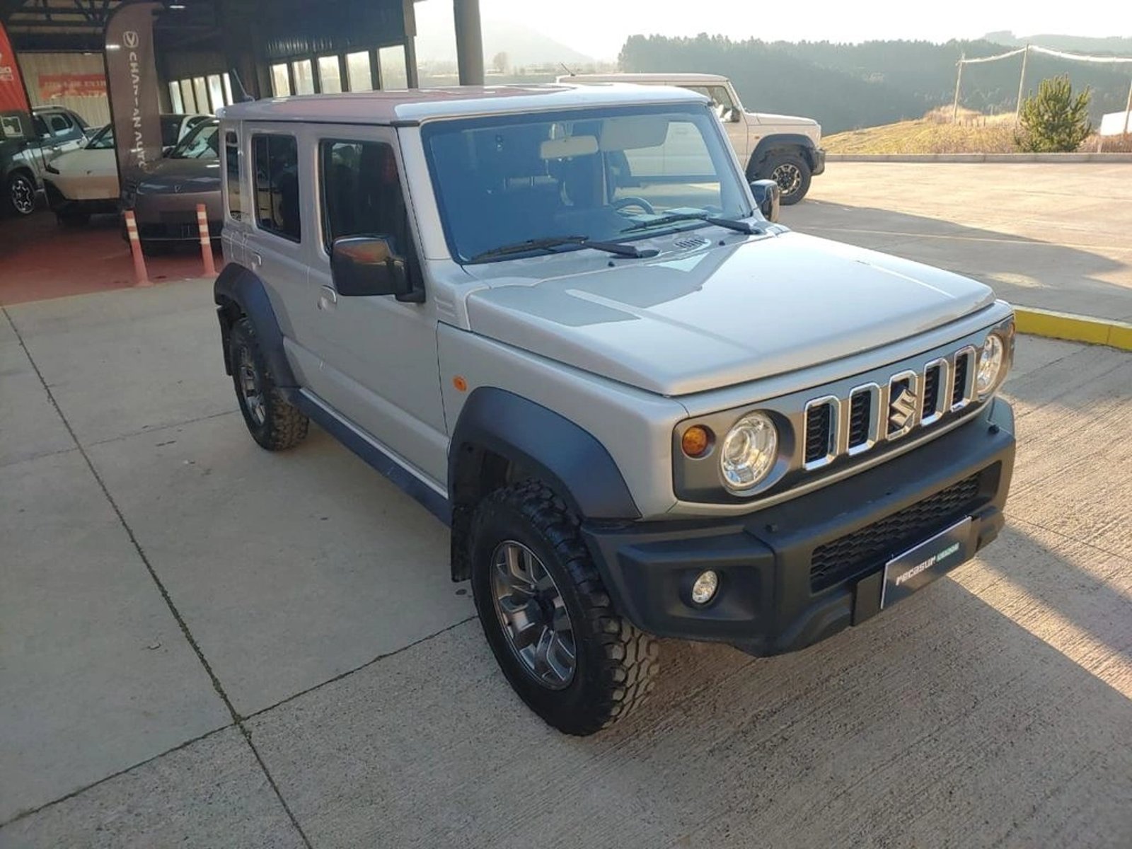 SUZUKI JIMNY JIMNY 5P 1.5 AT GLX 2024 - Imagen 6 de 18