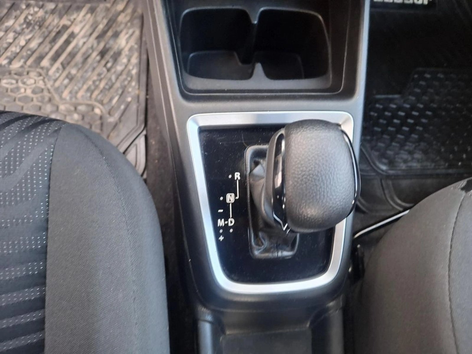 Suzuki SWIFT SWIFT GL 1.2 AUT 2024 - Imagen 9 de 11