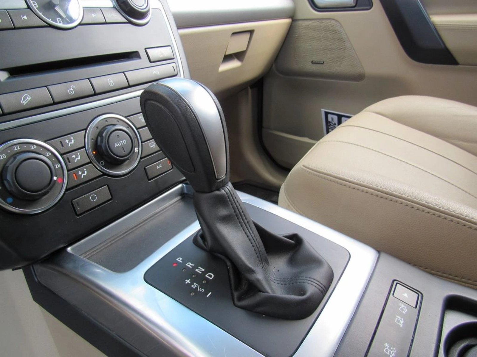 LAND ROVER FREELANDER 4WD 1.8 2014 - Imagen 8 de 17