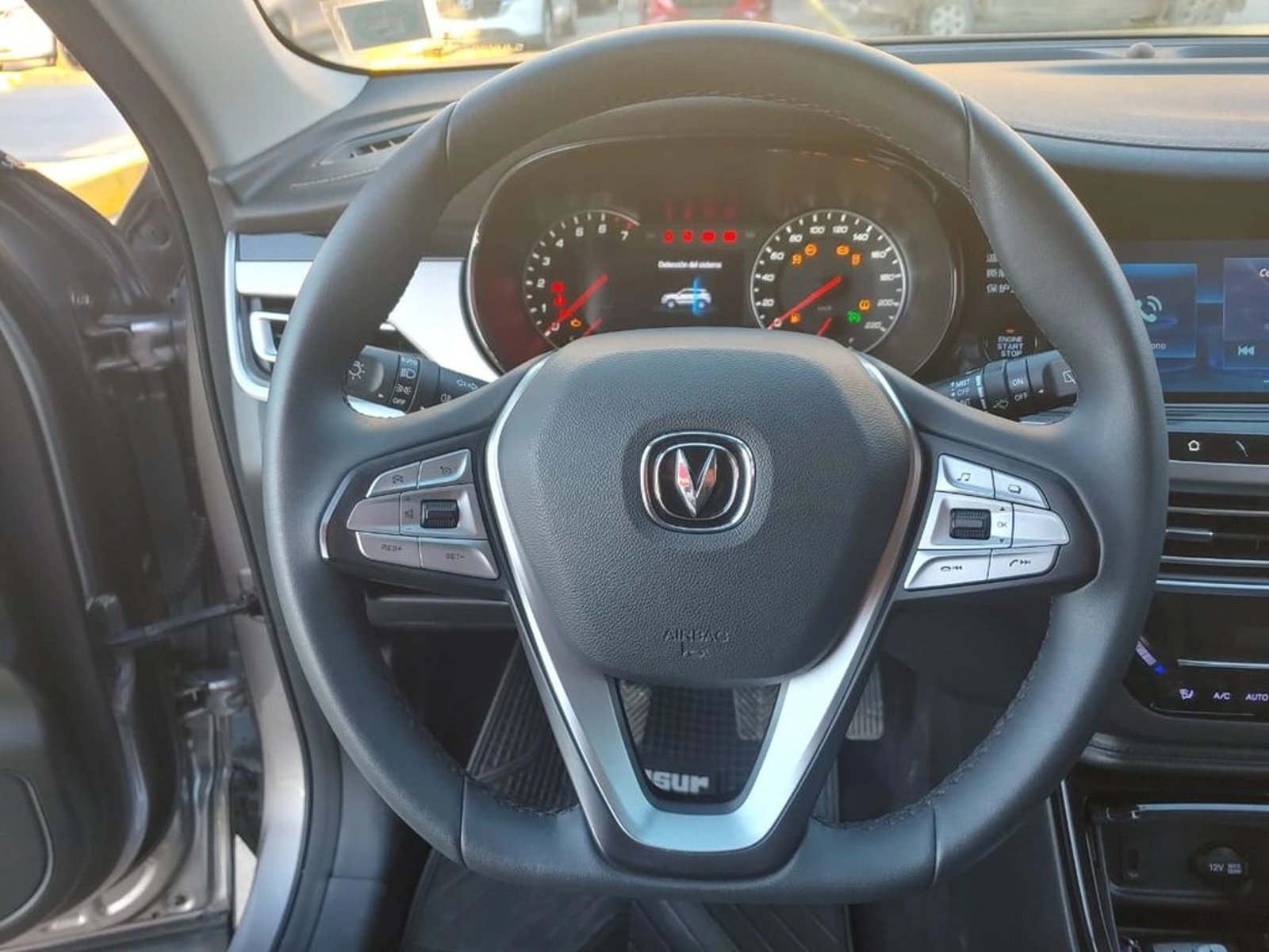 CHANGAN CS35 Plus CS35 PLUS LUXURY MT 2023 - Imagen 13 de 18