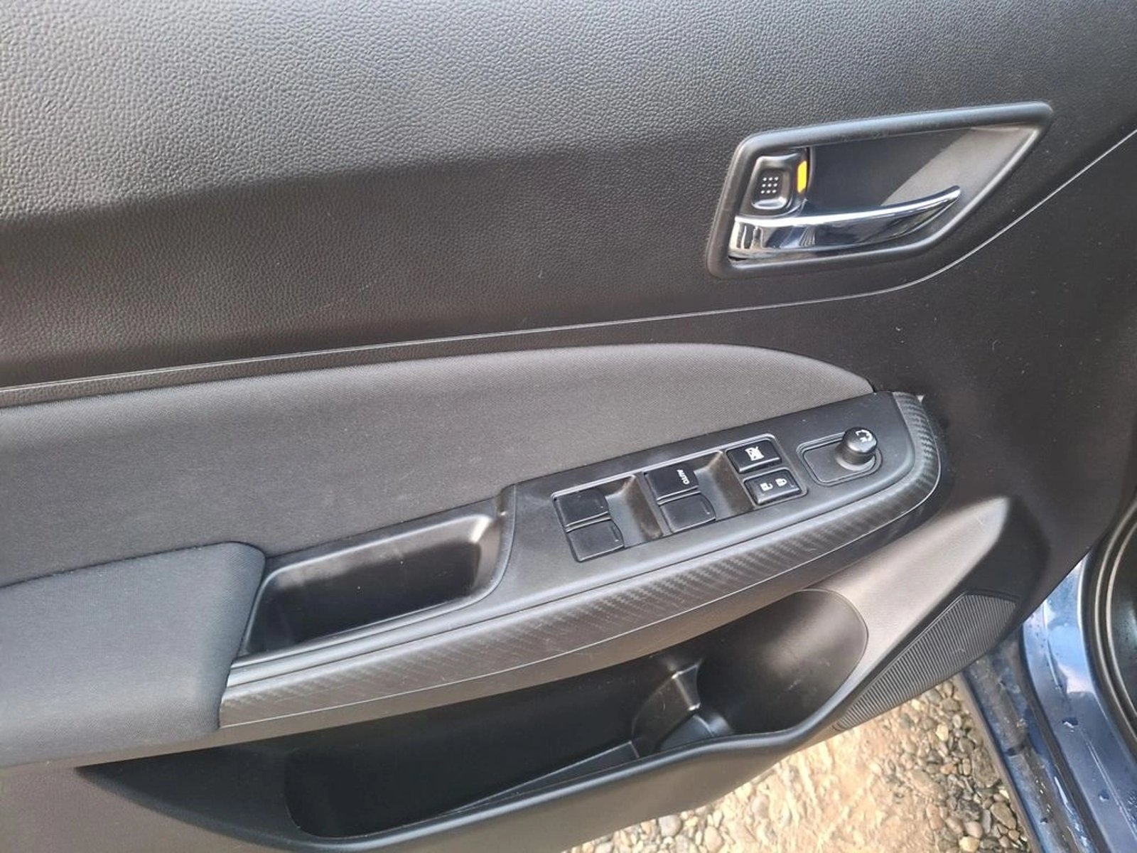Suzuki SWIFT SWIFT GL 1.2 AUT 2024 - Imagen 7 de 11