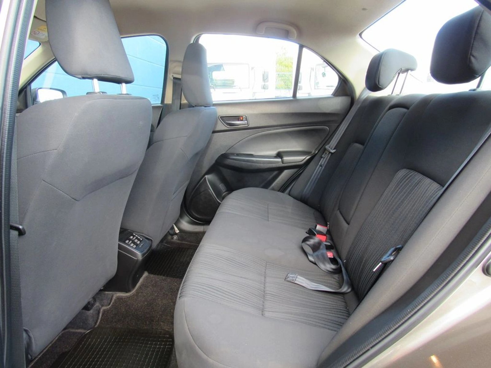 SUZUKI DZIRE 2W 1.2 2022 - Imagen 13 de 14