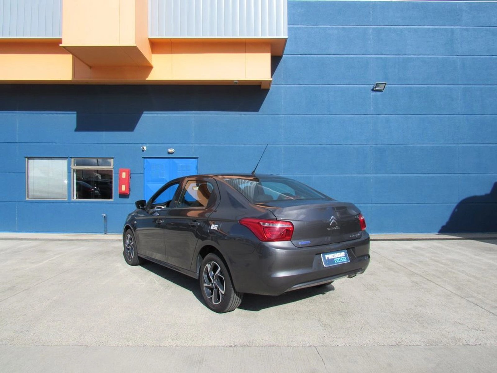 CITROEN C-ELYSEE HDI 2WD 1.6 2024 - Imagen 4 de 15