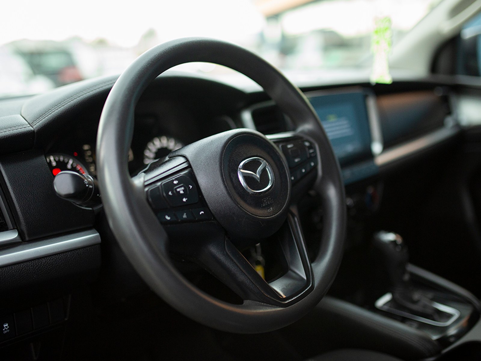 MAZDA BT-50 SDX 4WD 3.0 2023 - Imagen 7 de 14