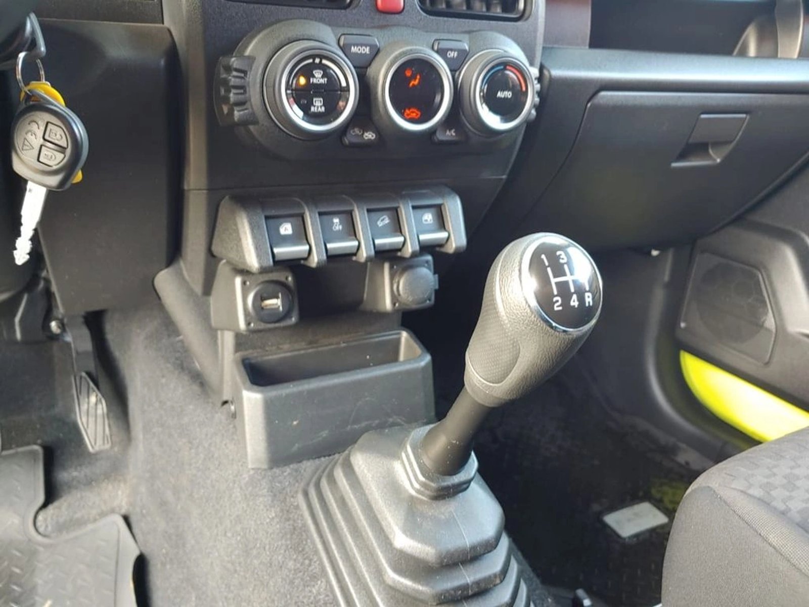 SUZUKI JIMNY JIMNY 5P 1.5 GLX 2026 - Imagen 14 de 18