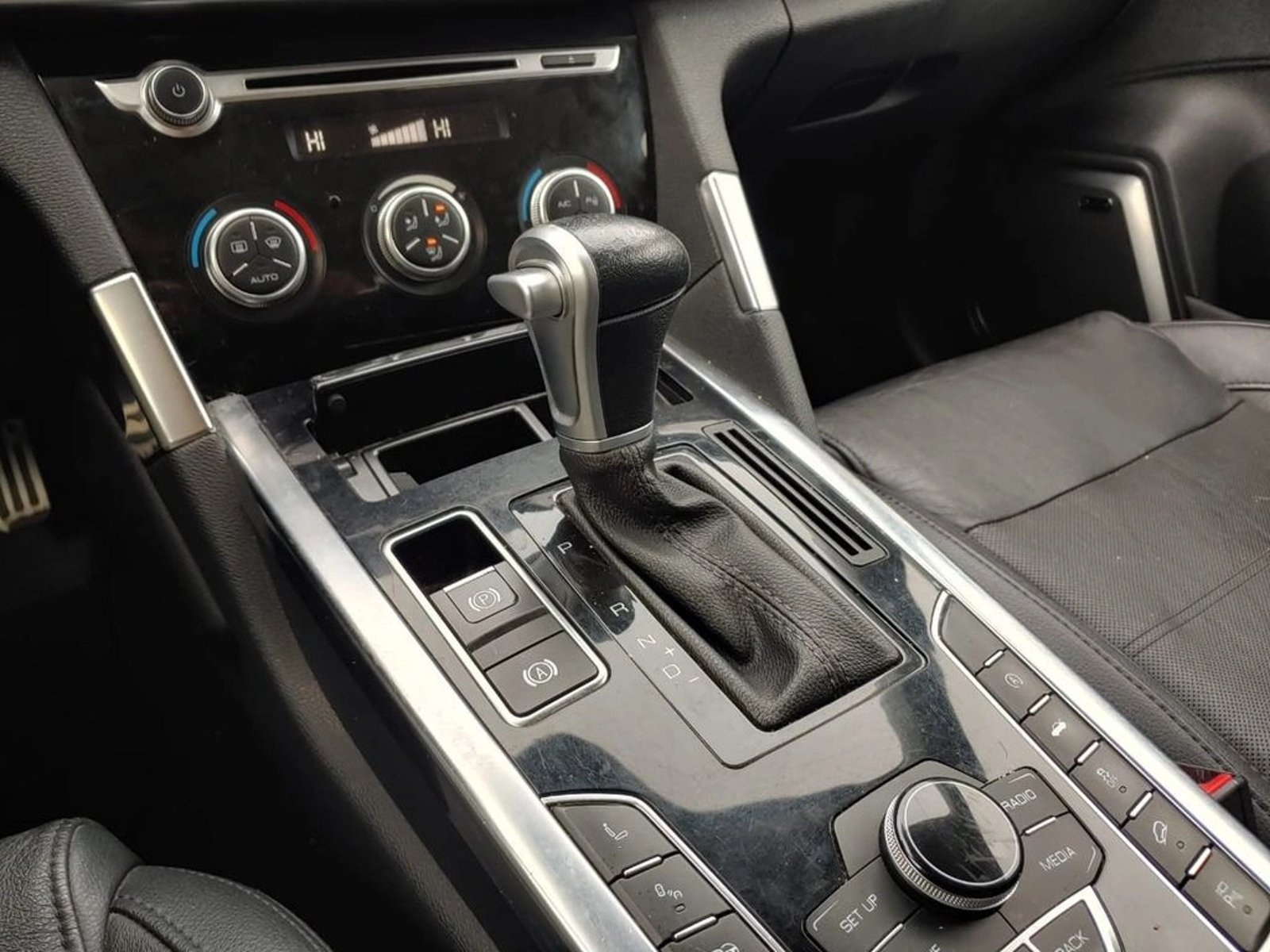 HAVAL HAVAL H7 H7 DELUXE 2.0 AUT 2019 - Imagen 18 de 18