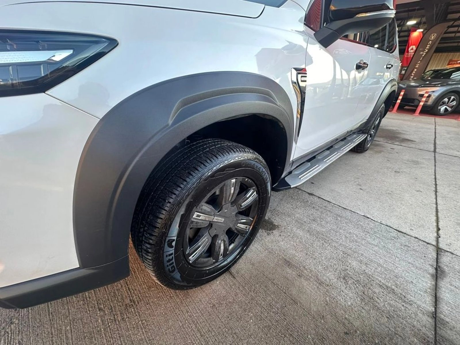 MAXUS D90 D90 4WD ELITE 8AT 2025 - Imagen 8 de 16