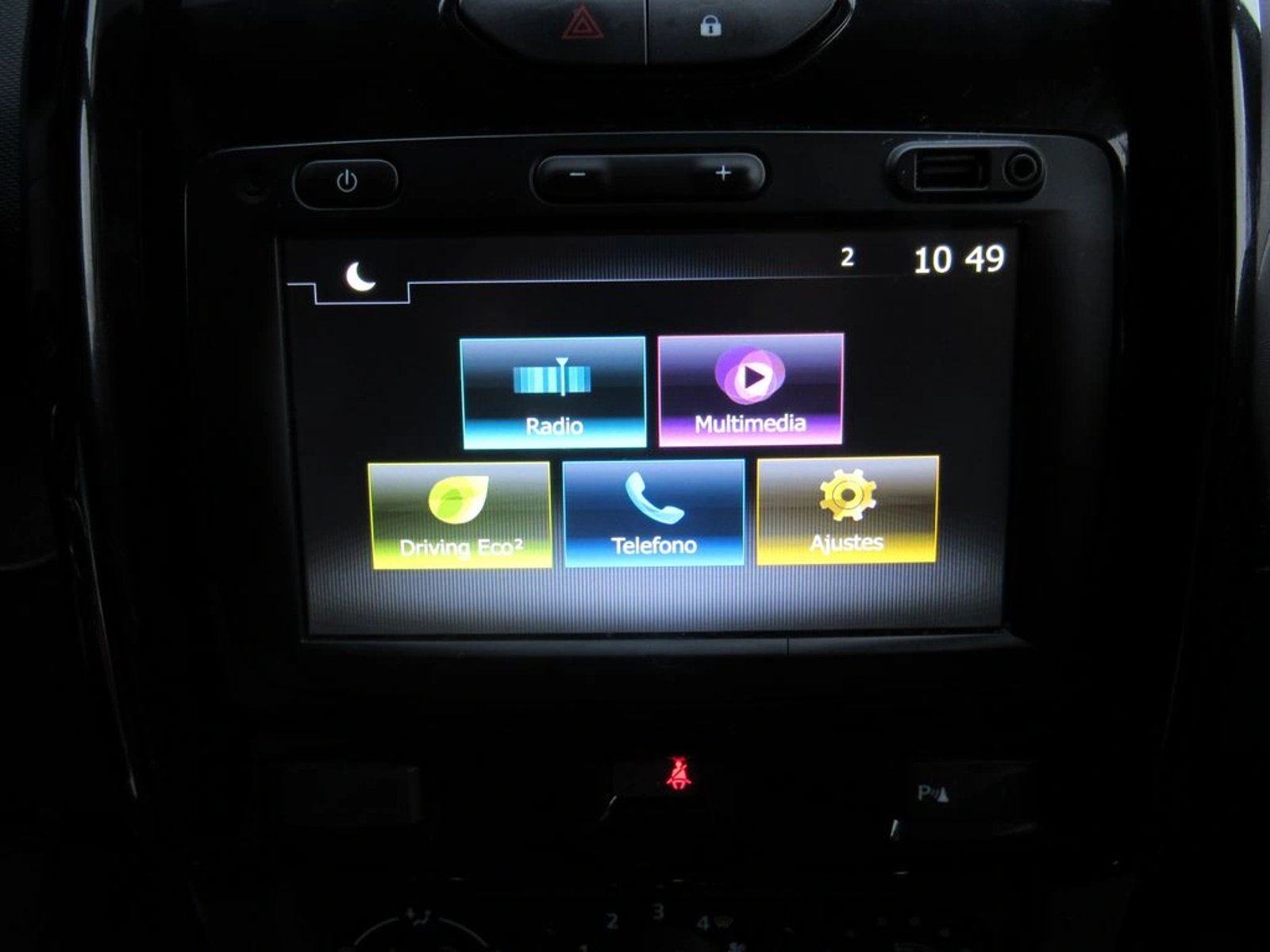 RENAULT DUSTER 2.0 ZEN 4X4 6MT 5P 2020 - Imagen 12 de 17