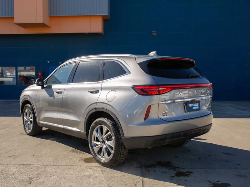 Haval H6 deluxe 4x4 2.2 at 2022 - Imagen 5 de 18