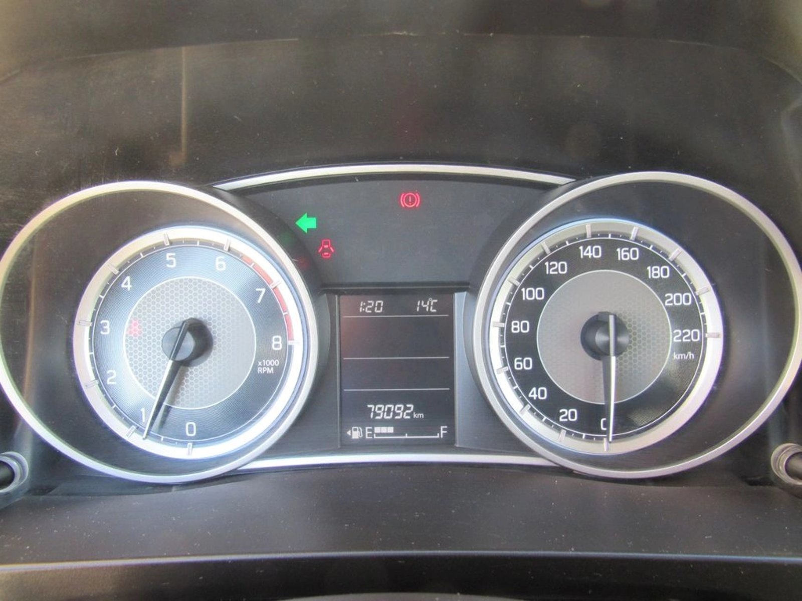SUZUKI DZIRE 2WD 1.2 2022 - Imagen 9 de 13