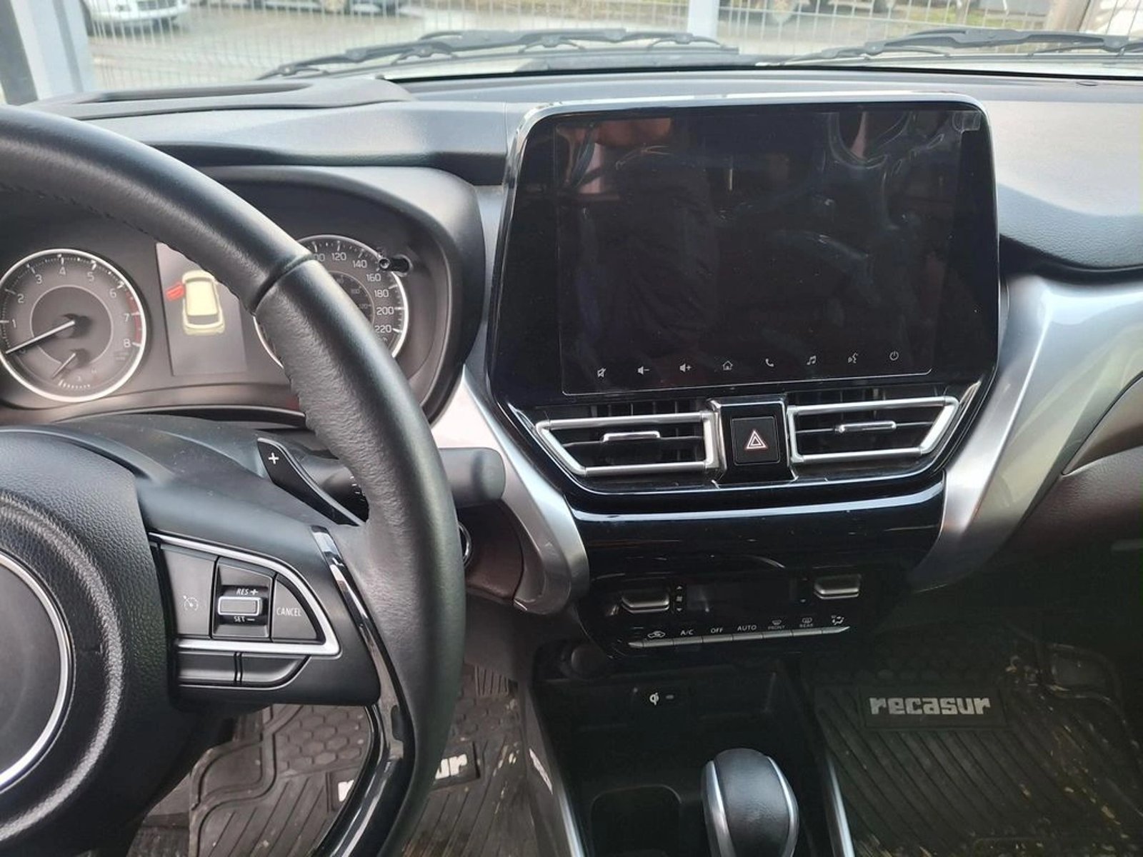 Suzuki FRONX NEDW FRONX GLX 1.5 AUT 2025 - Imagen 11 de 12