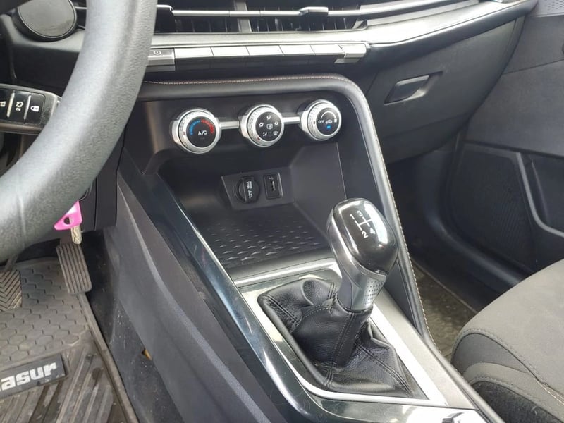 Changan CS15 NEW CS15 LUXURY 1.5 2024 - Imagen 17 de 18