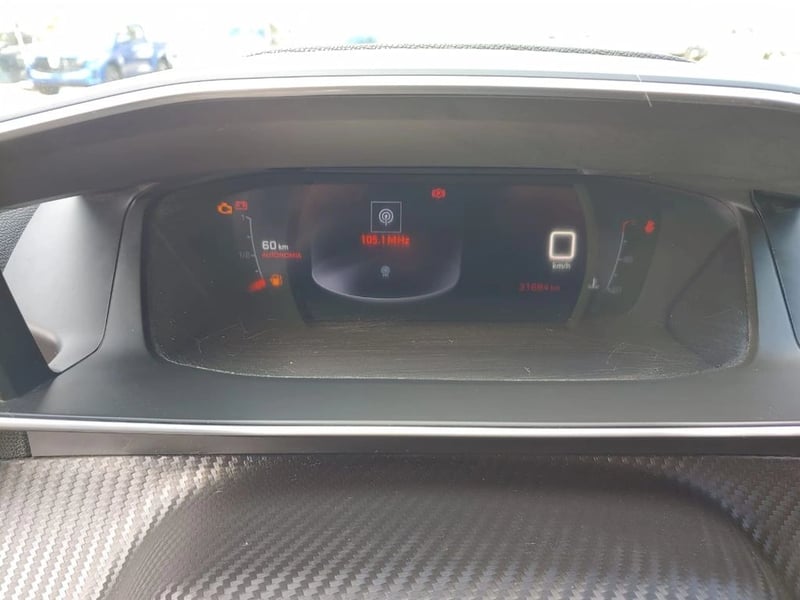 Peugeot 2008 2008 PURETECH 130 1.2 2022 - Imagen 12 de 18