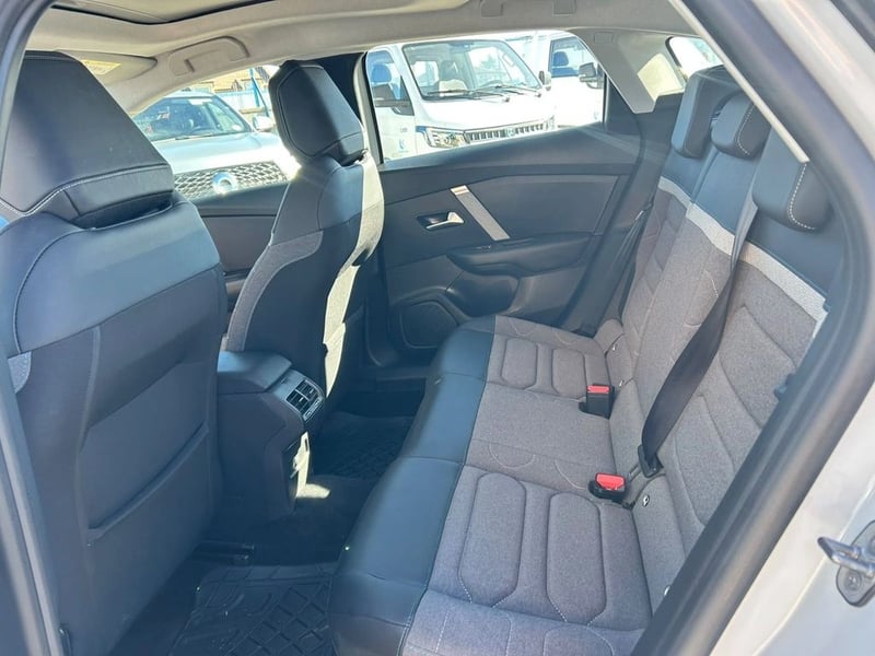 Citroën NEW C4 MCA 1.2 2025 - Imagen 11 de 17