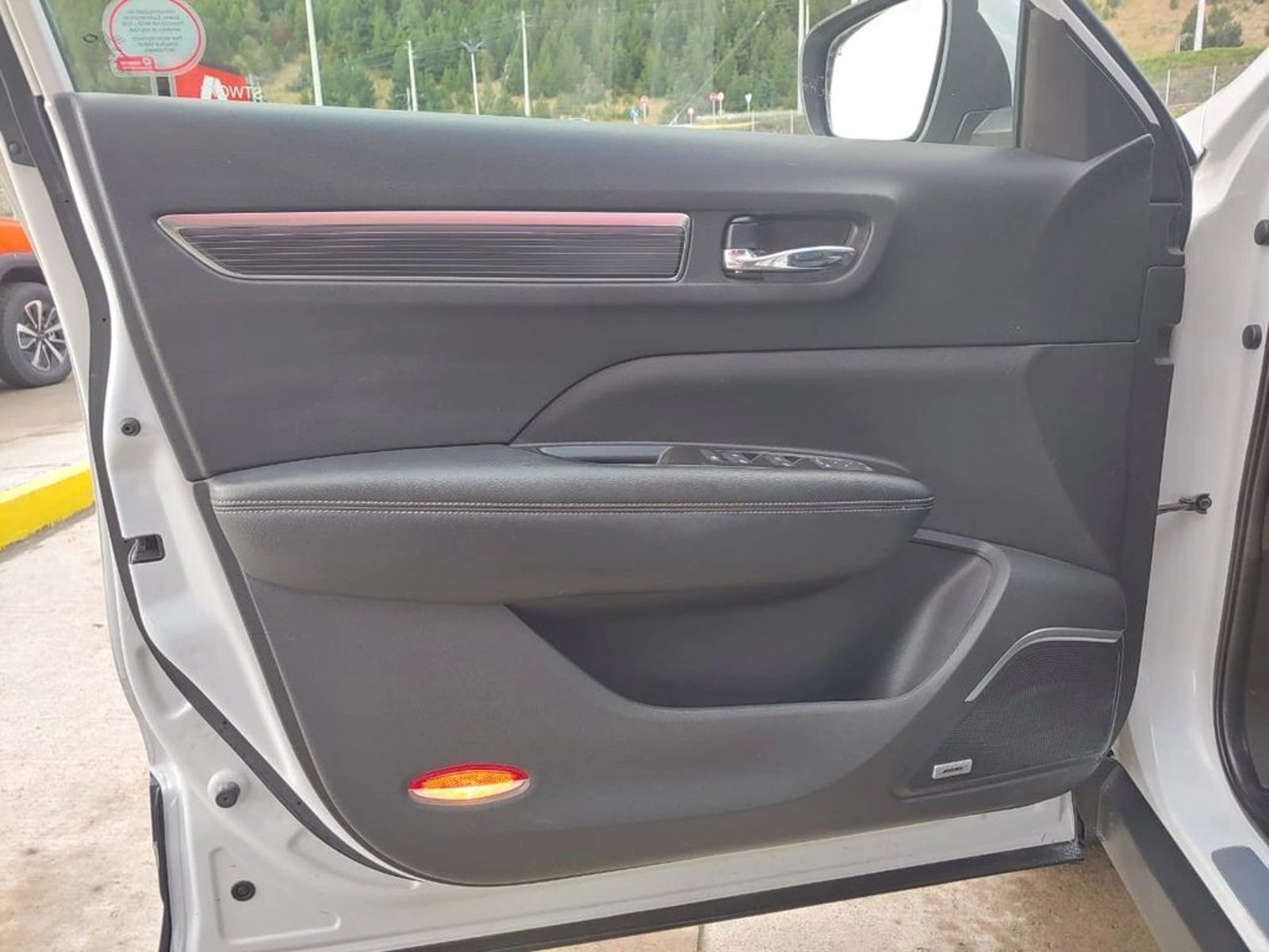 RENAULT KOLEOS NEW KOLEOS PRIVILEGE 4X4 2023 - Imagen 9 de 17
