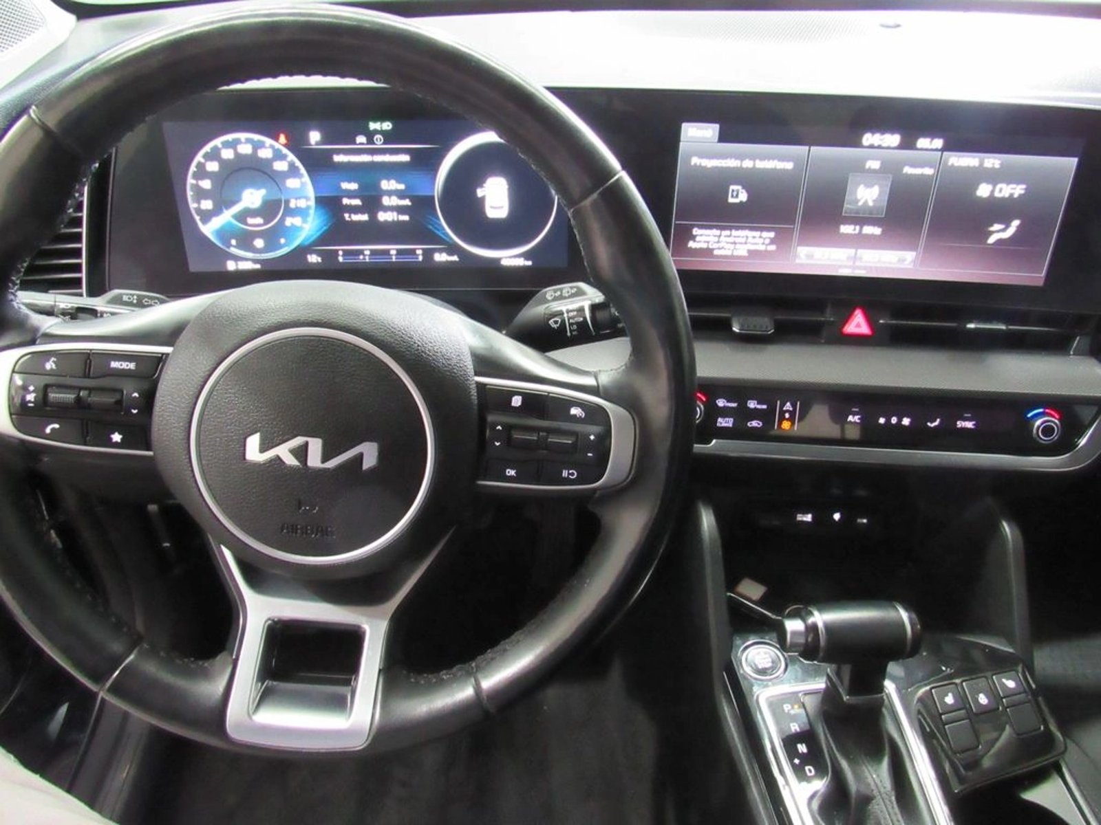KIA SPORTAGE EX 2.0 AUT 2023 - Imagen 9 de 12