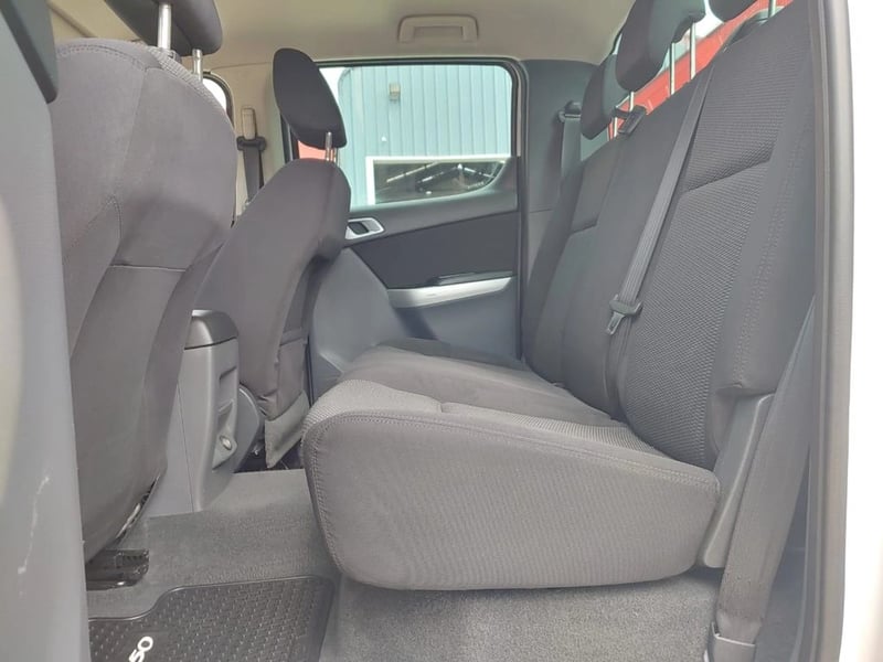 Mazda BT-50 BT 50 DCAB 4X4 3.2 AUT 2014 - Imagen 9 de 18