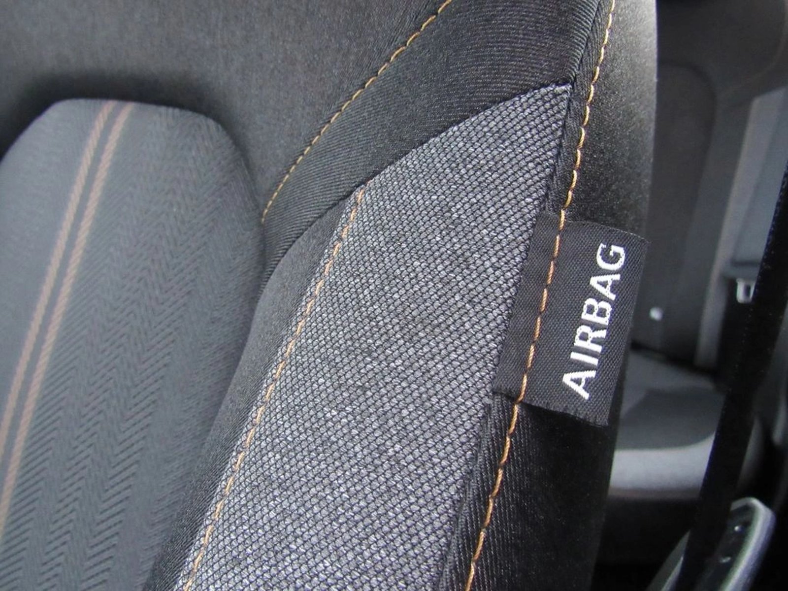 KIA K3 CROSS EX 1,4 2025 - Imagen 12 de 19