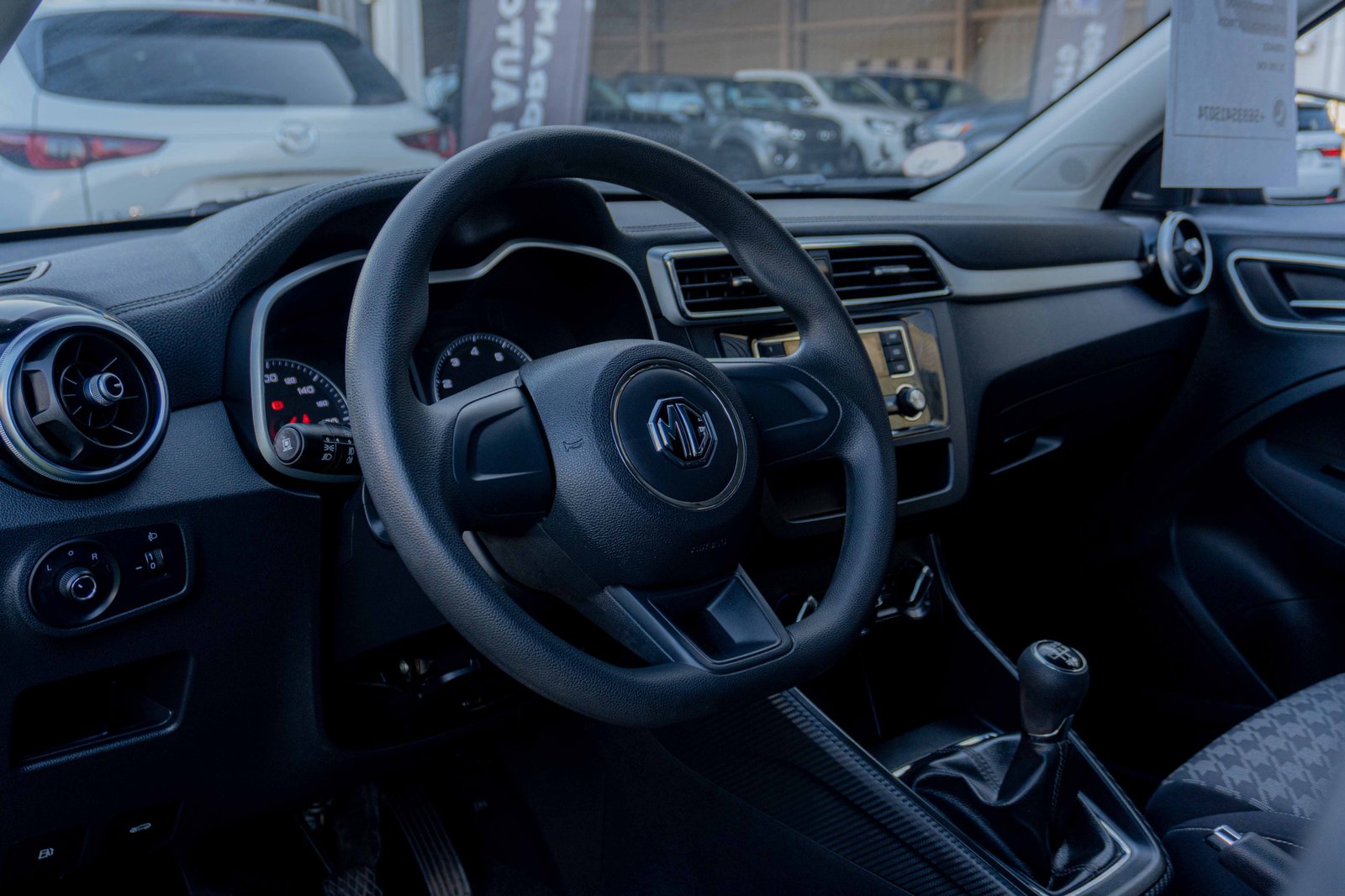 MG ZX 2024 - Imagen 6 de 9