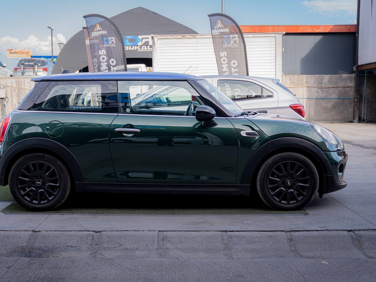 Mini COOPER 1.5T 2016 - Foto 3 de 9