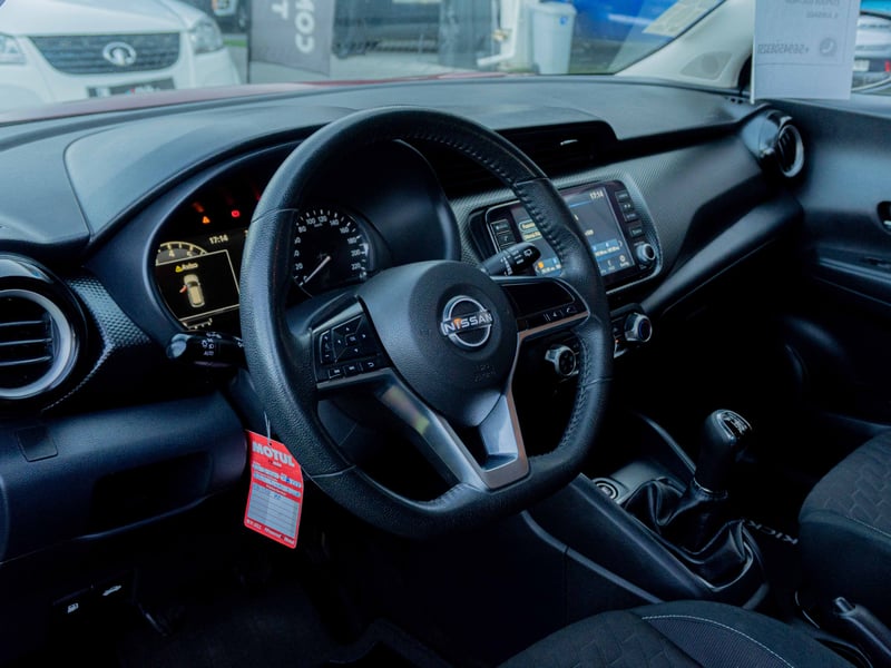 Nissan KICKS 2024 - Imagen 6 de 9