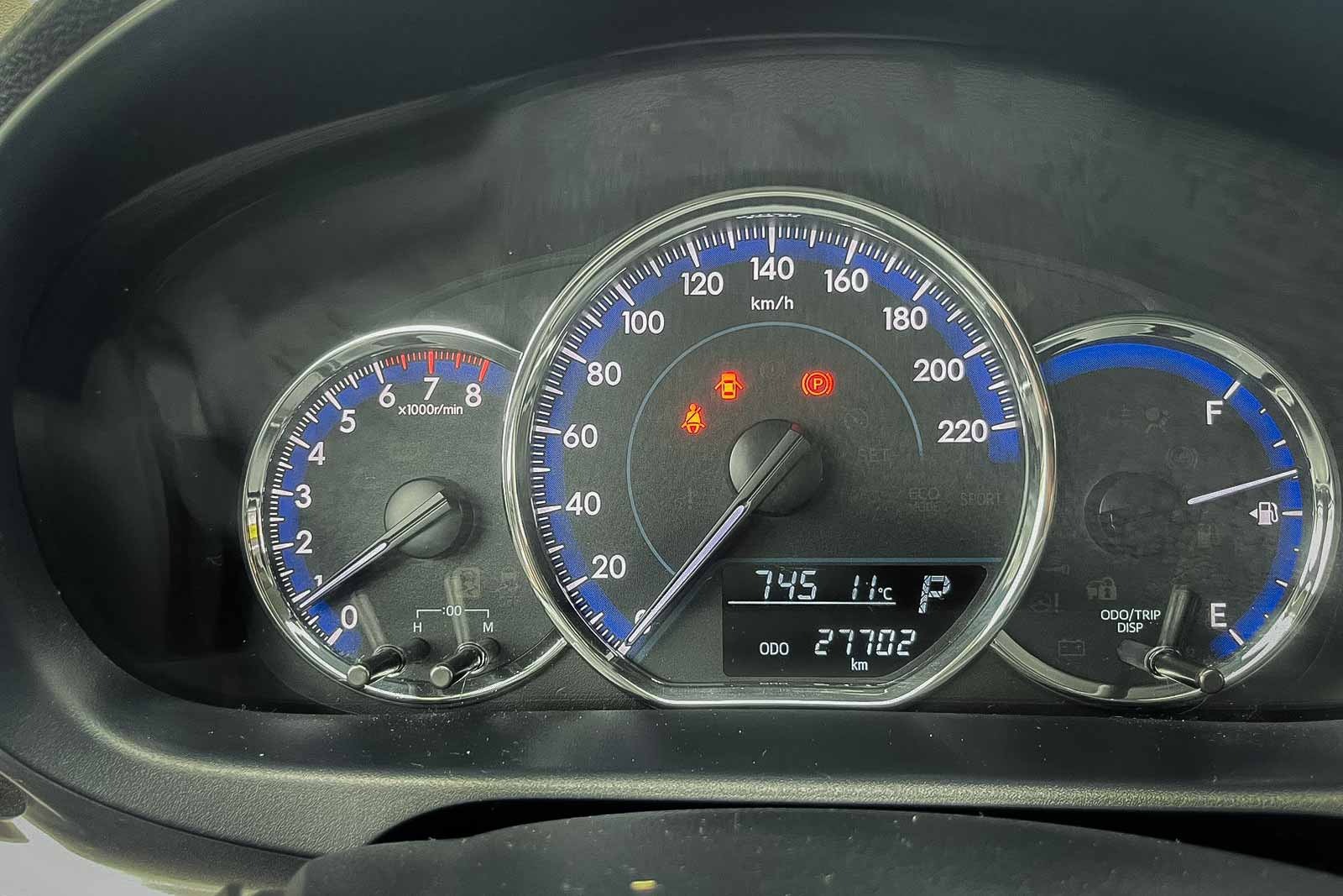 TOYOTA YARIS AT 2022 - Imagen 7 de 9