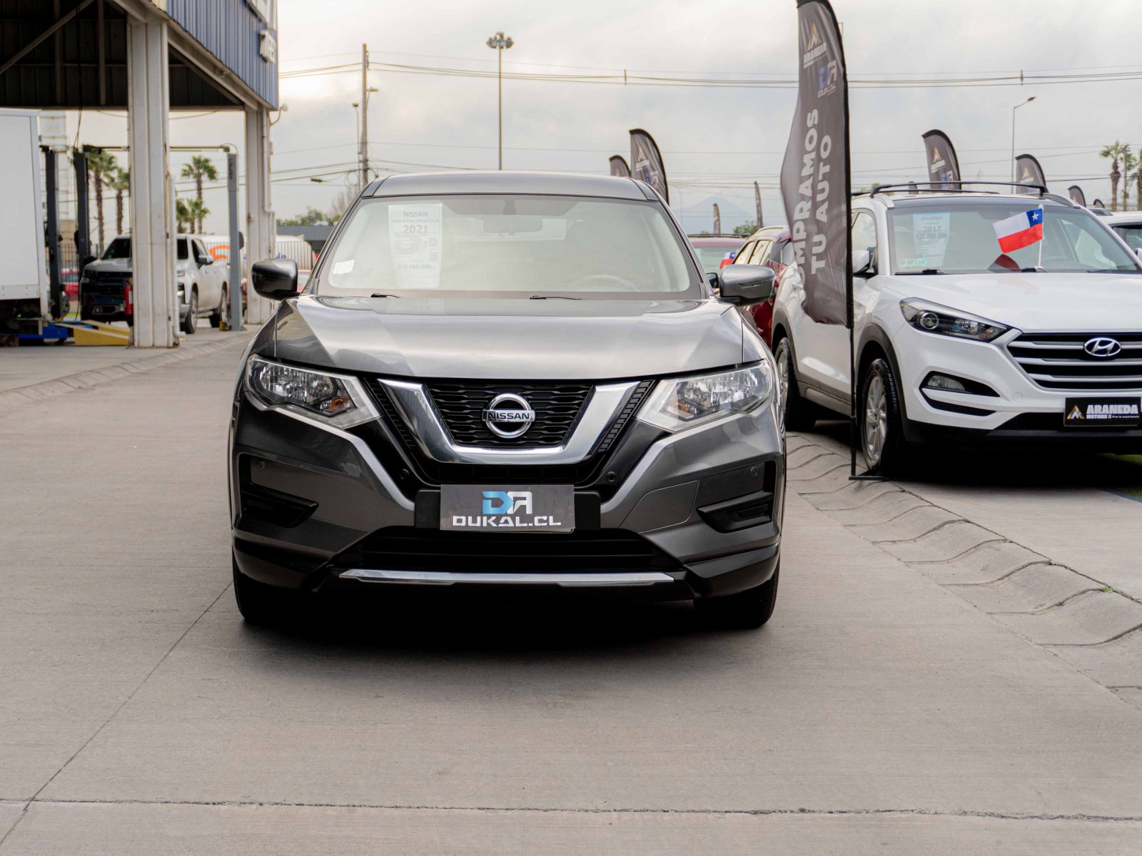 Nissan X-TRAIL 2021 - Foto 2 de 9