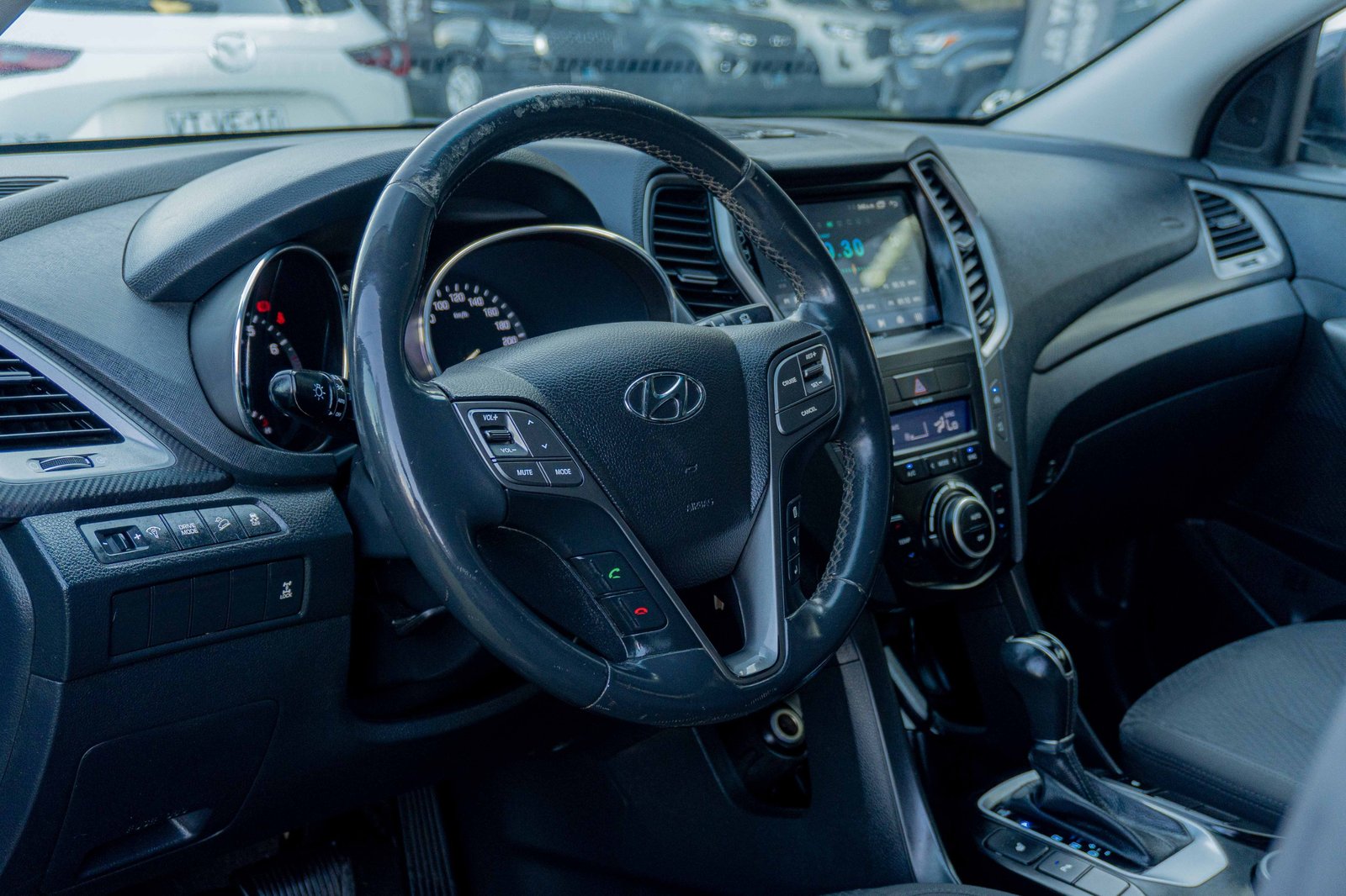 HYUNDAI SANTA FE 4X4 2017 - Imagen 6 de 9