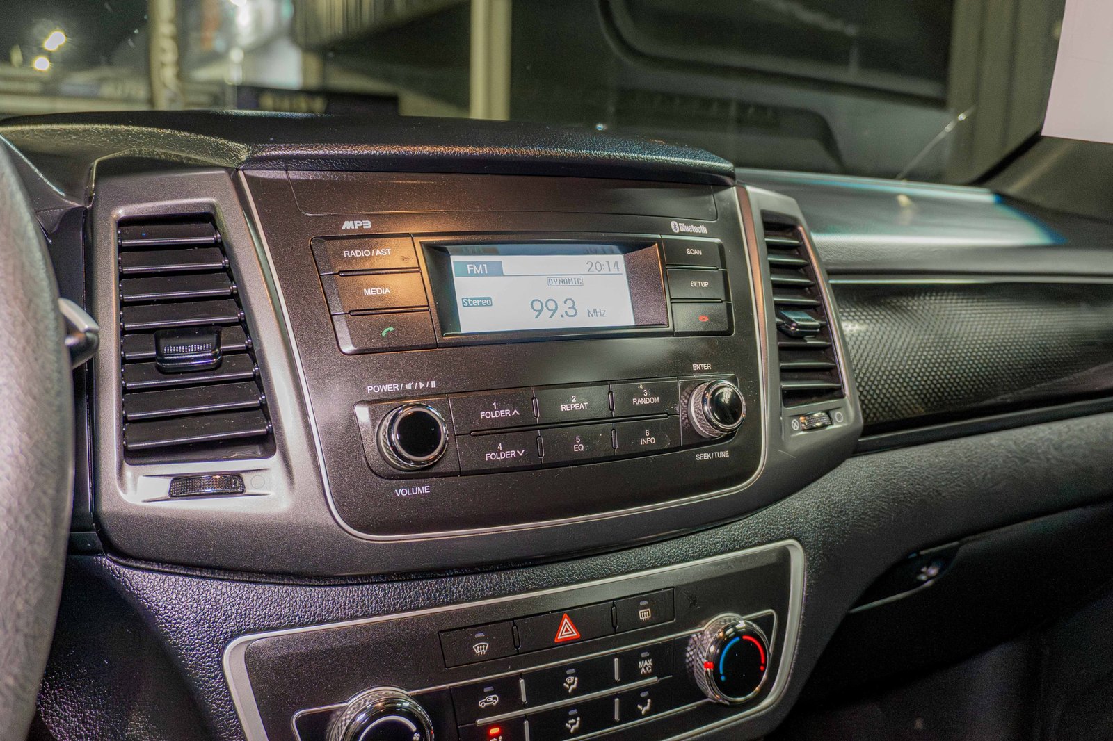 SSANGYONG GRAND MUSSO 2022 - Imagen 8 de 9