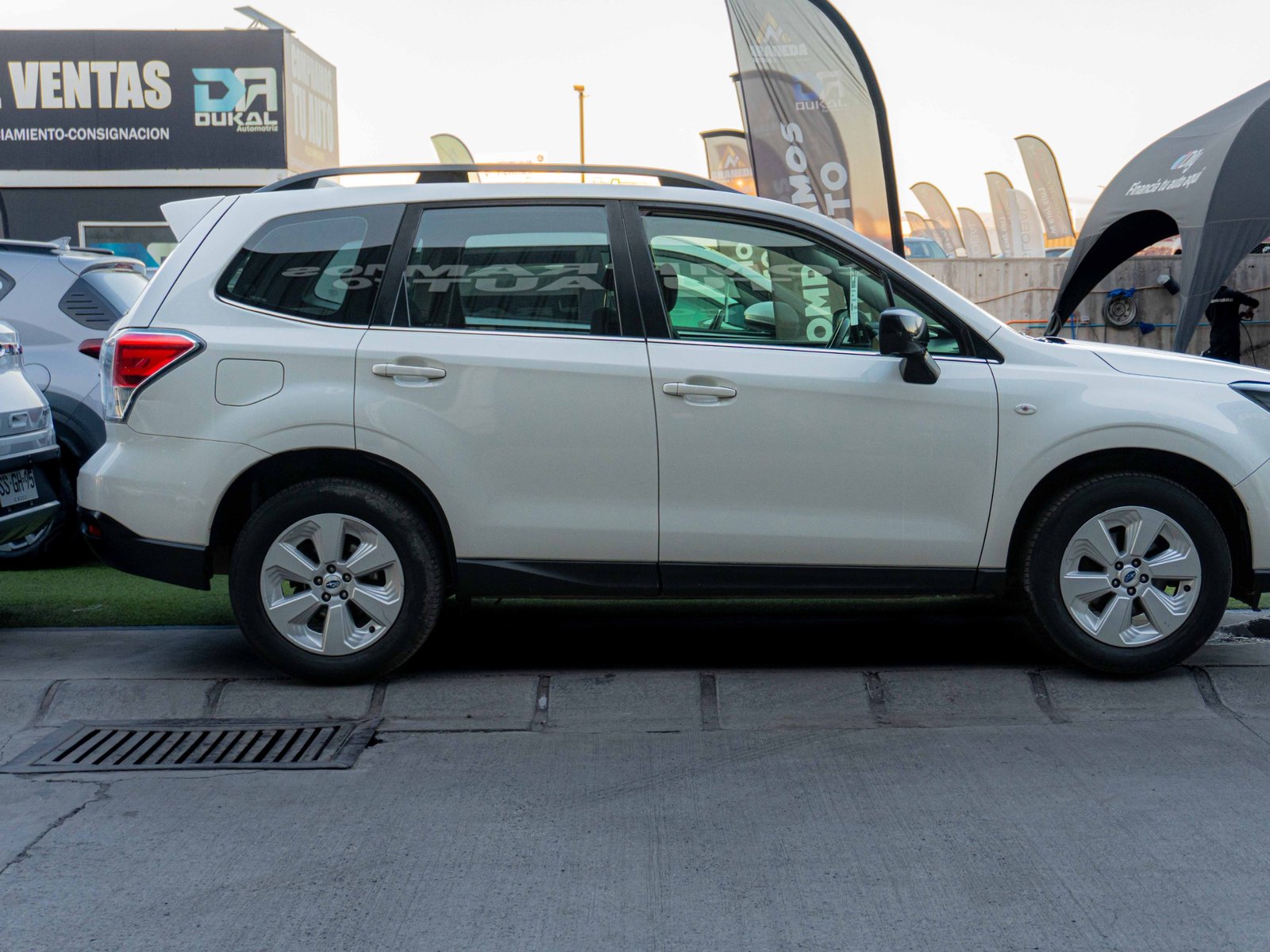 Subaru FORESTER AWD 2018 - Foto 4 de 9
