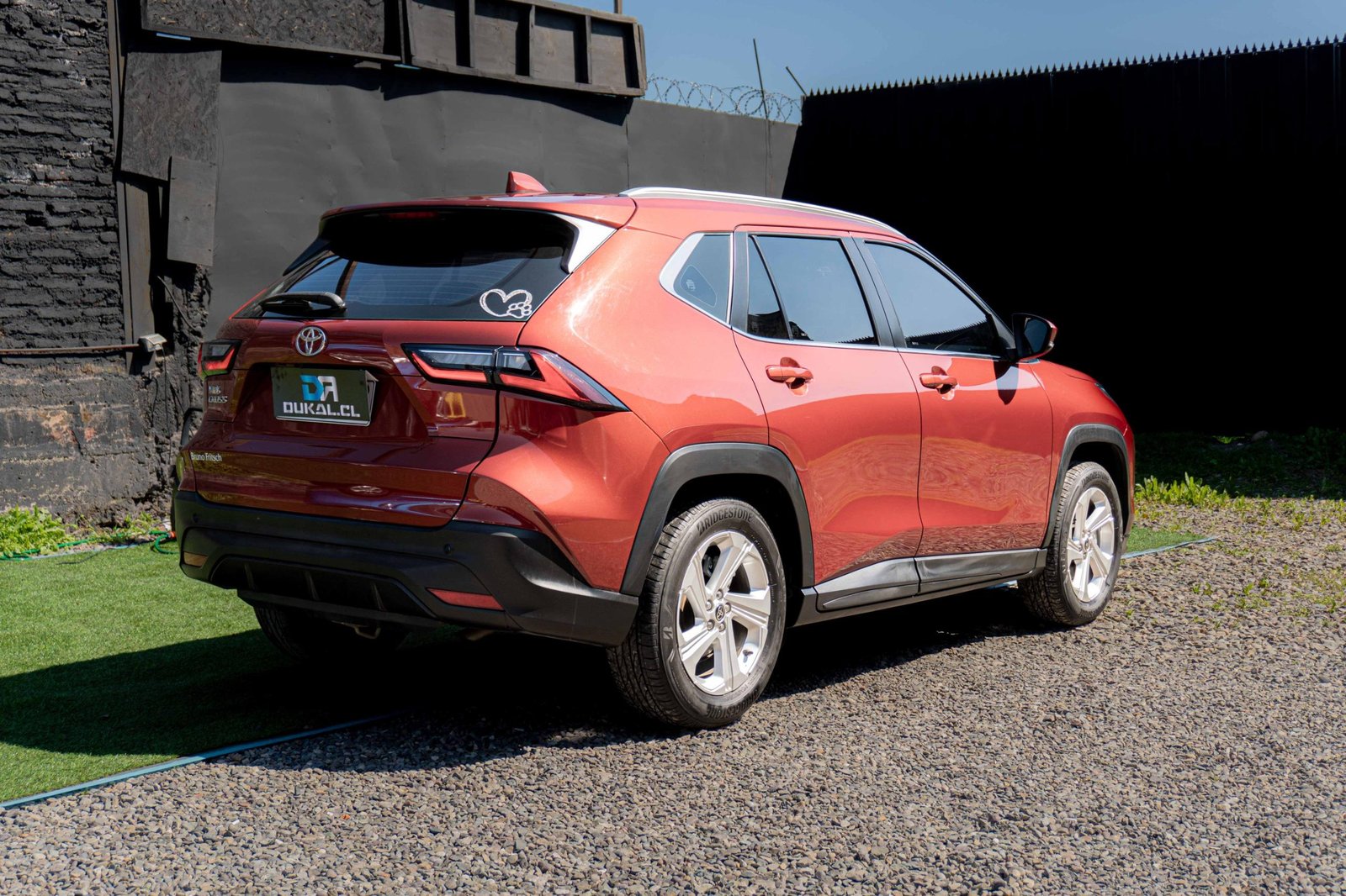 Toyota YARIS CROSS 2025 - Imagen 3 de 9