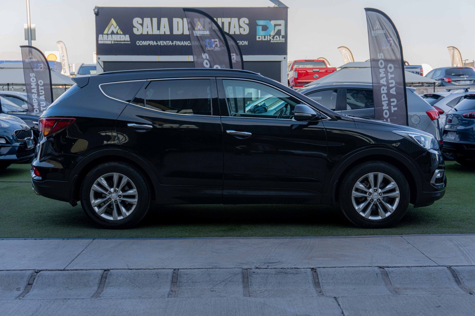 HYUNDAI SANTA FE 4X4 2017 - Imagen 3 de 9