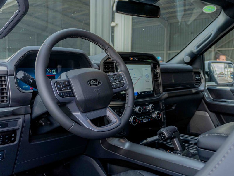 Ford F-150 LARIAT BLACK 5.0 2026 - Imagen 6 de 11