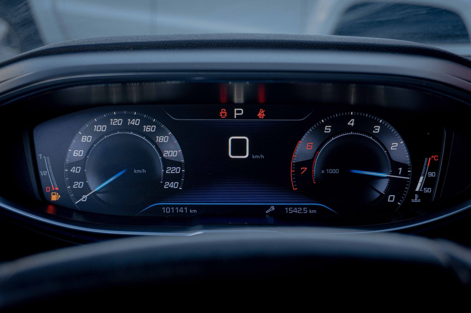 PEUGEOT 3008 1.6 2019 - Imagen 7 de 9