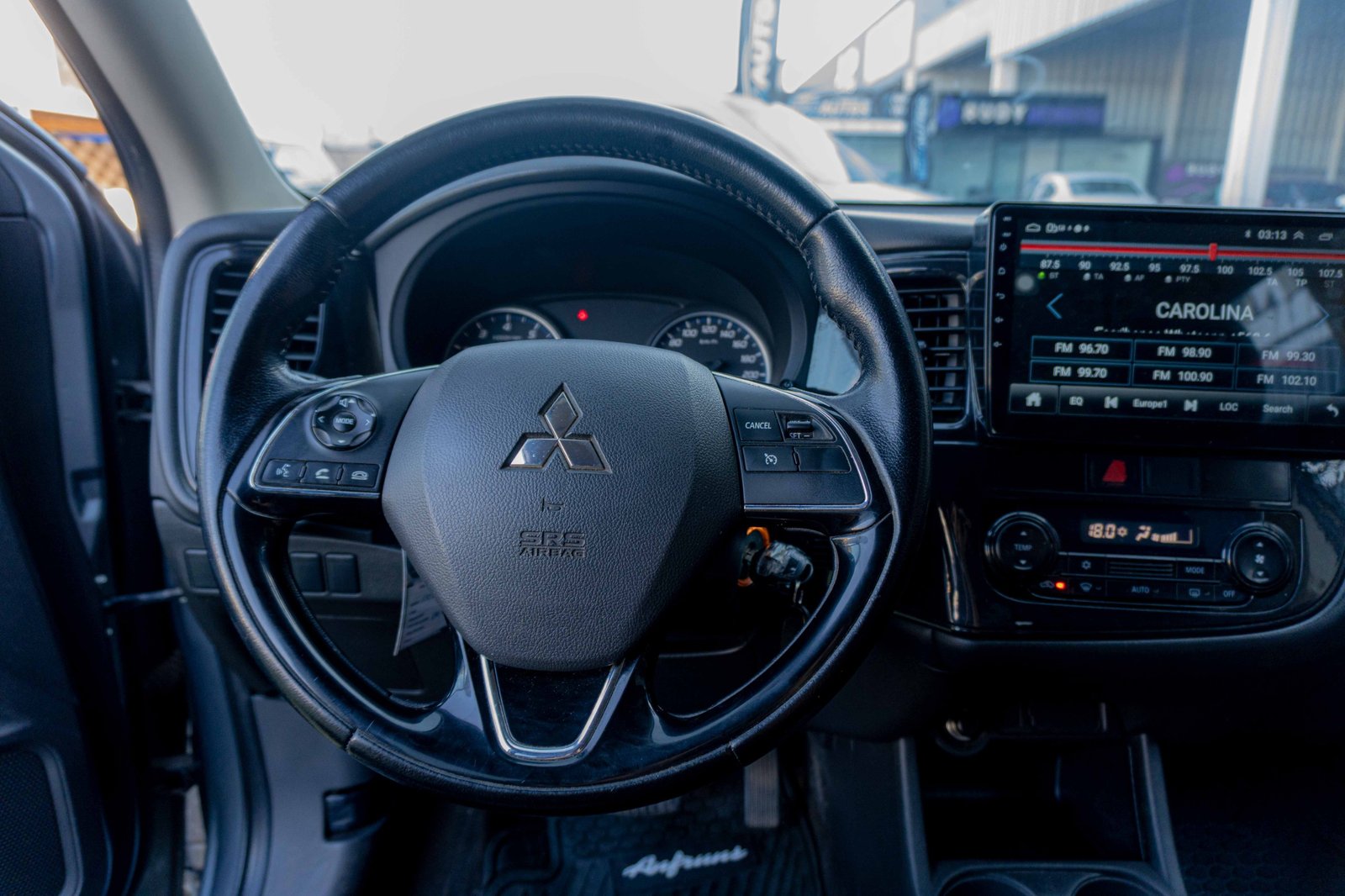 MITSUBISHI OUTLANDER 2017 - Imagen 9 de 9