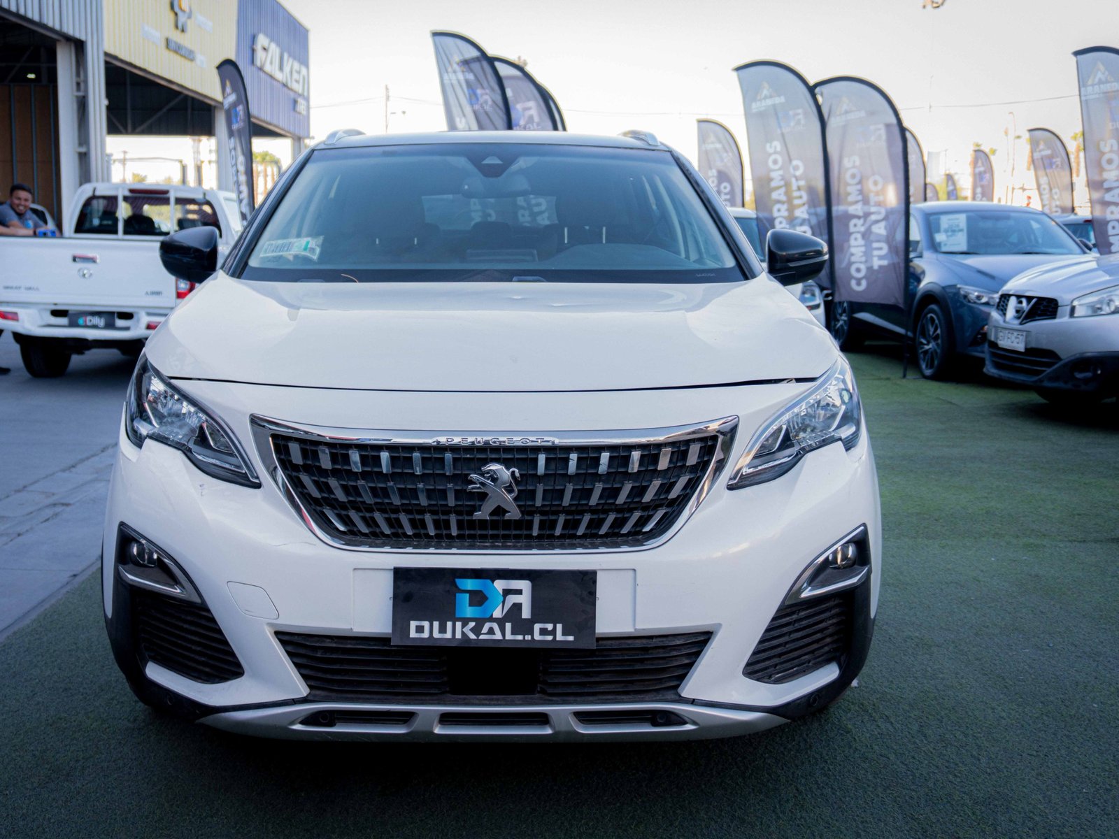 Peugeot 3008 1.6 2019 - Foto 2 de 9