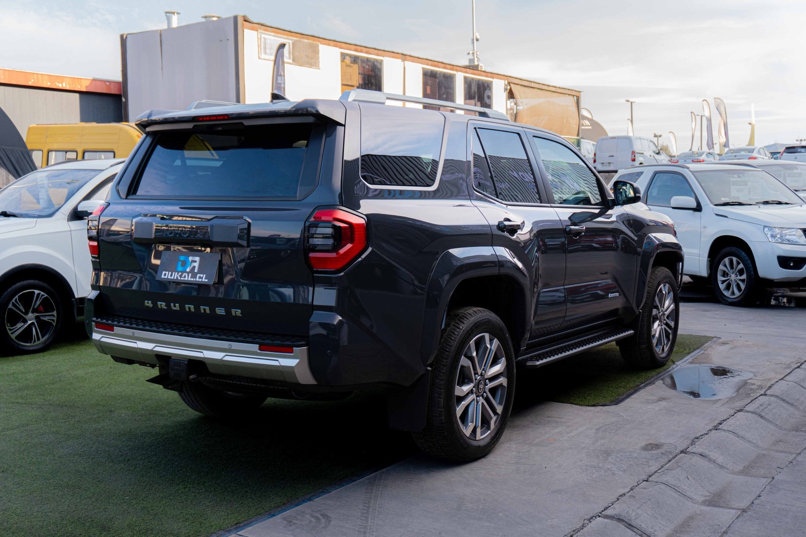 TOYOTA 4 RUNNER 2026 - Imagen 4 de 10