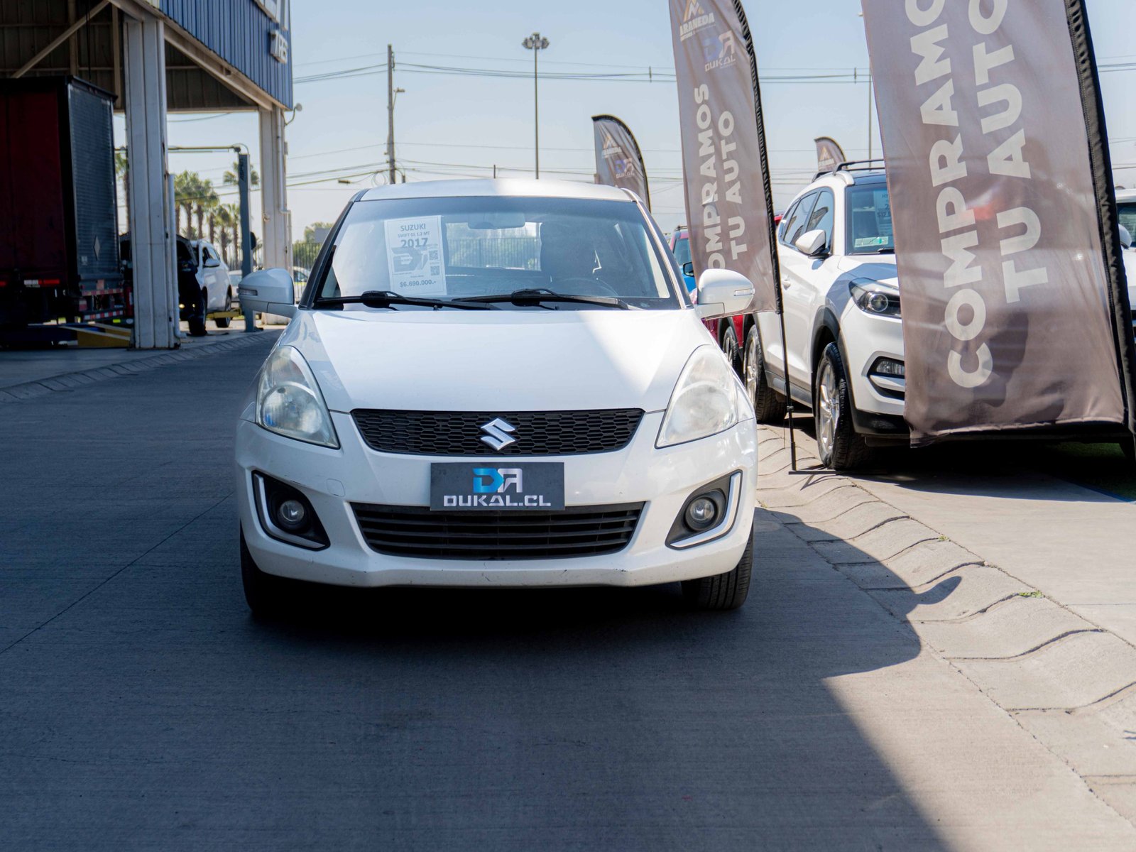 Suzuki SWIFT 2017 - Foto 2 de 9
