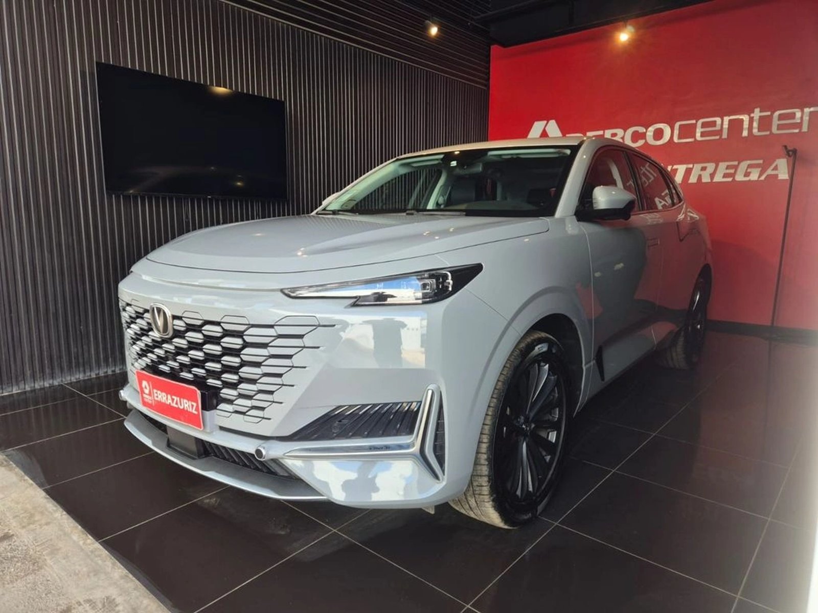 CHANGAN UNI-K LUXURY AT 2025 - Imagen 3 de 20