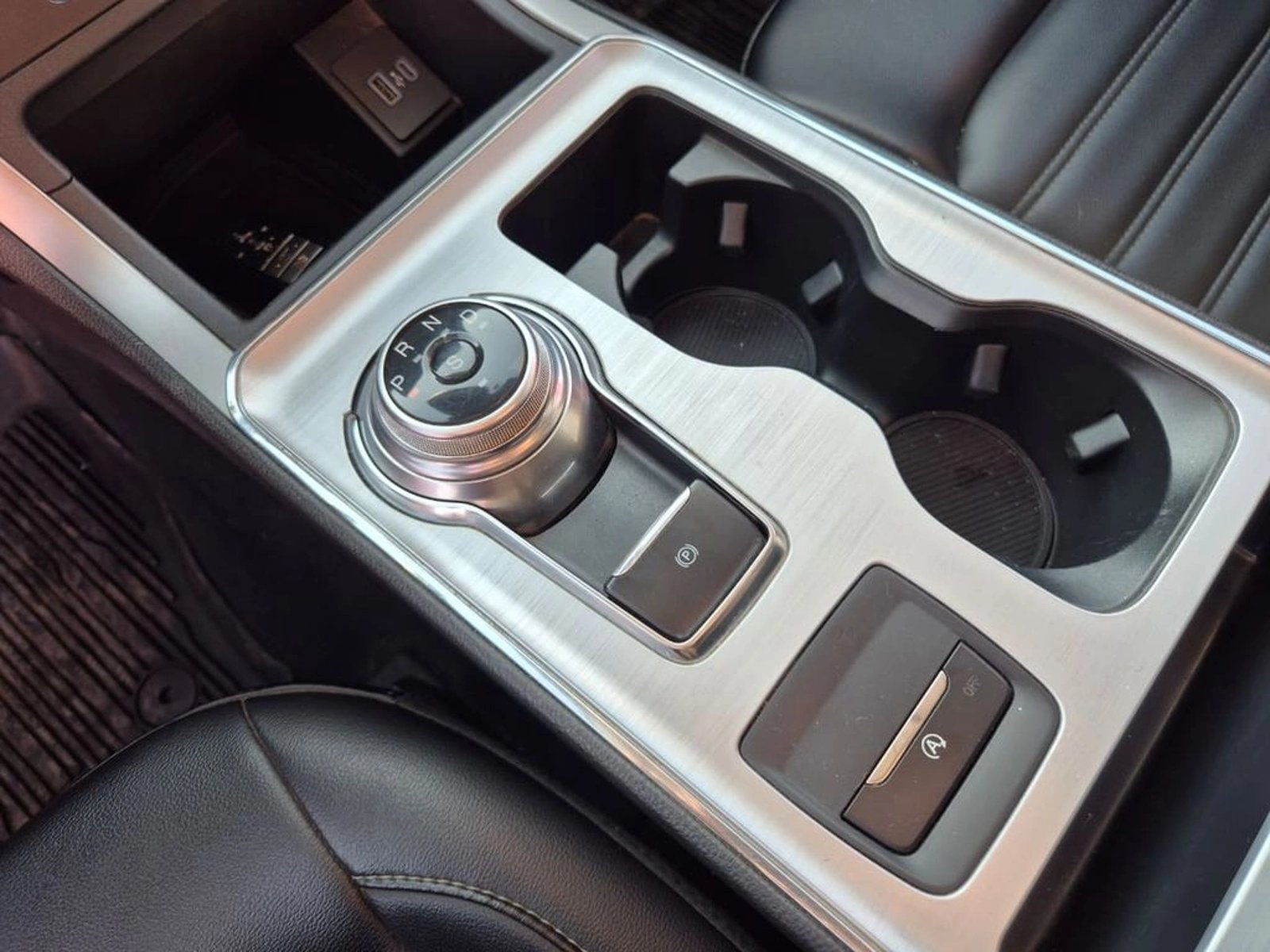Ford EDGE 2.0 SEL ECOBOOST AWD AT 5P 2023 - Imagen 15 de 17