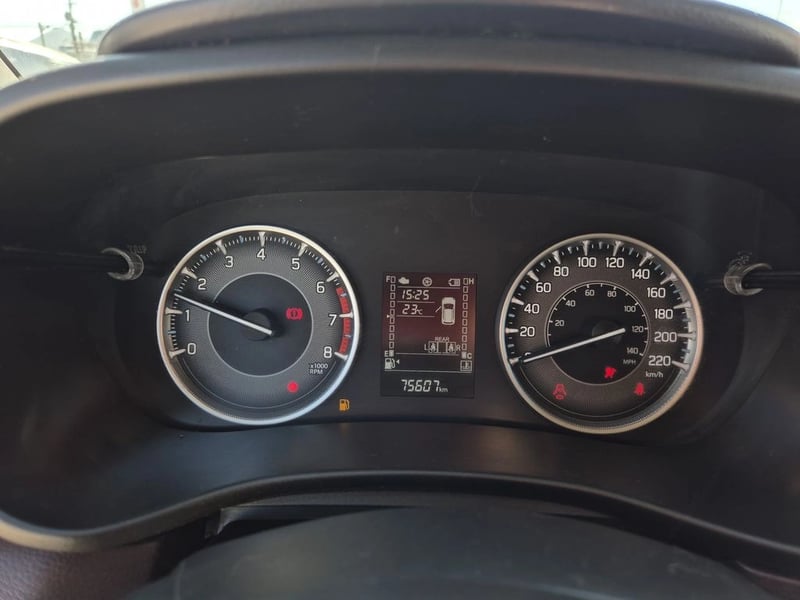 Suzuki FRONX 1.5 GL HYBRID 4X2 MT 5P 2025 - Imagen 10 de 20