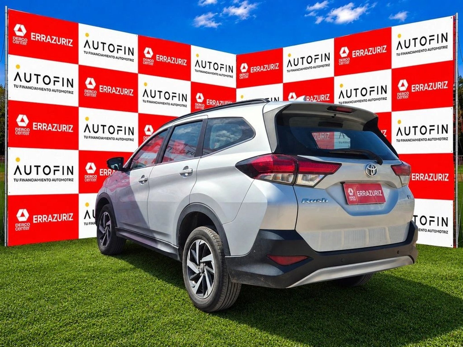 Toyota RUSH 1.5 XLI 4X2 MT 5P 2022 - Imagen 7 de 20