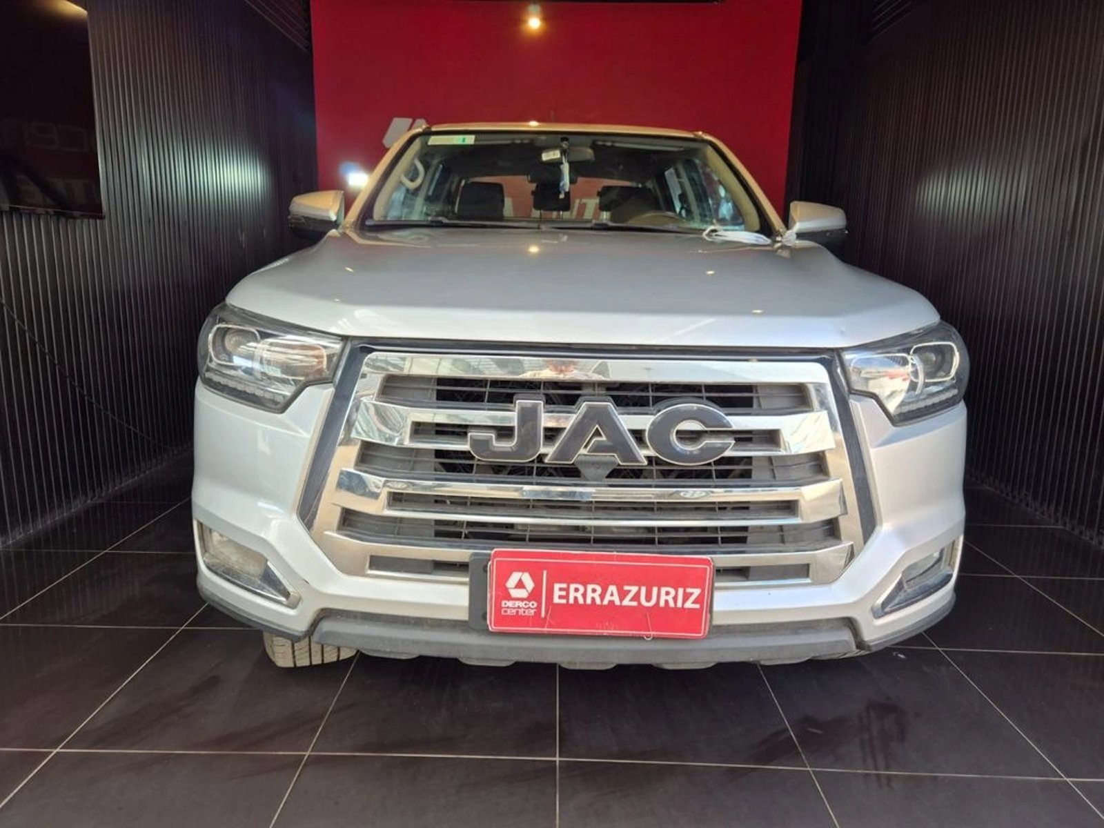 JAC T8 2.0 COMFORT 4X4 DIESEL MT 4P 2022 - Foto 2 de 16