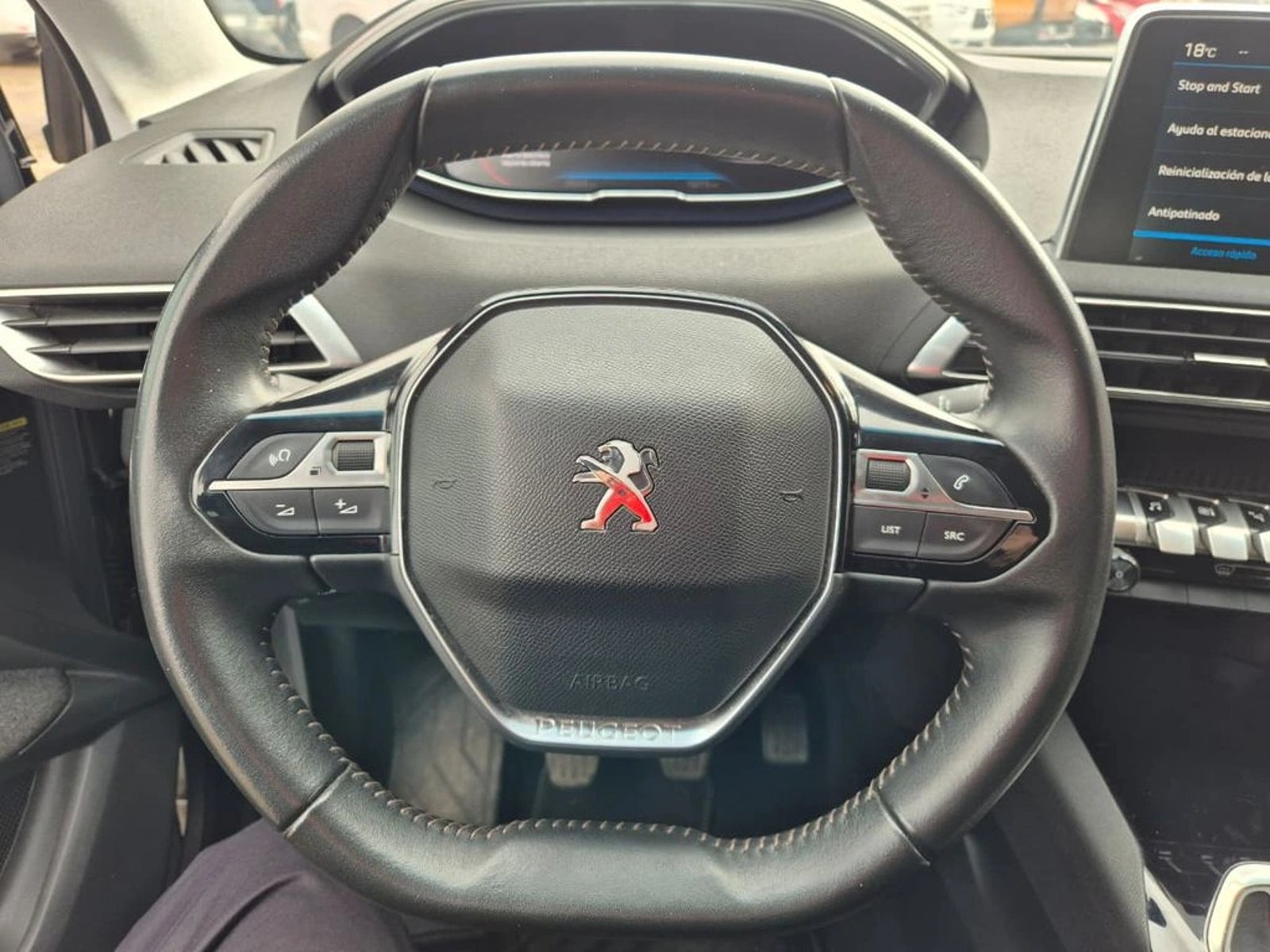 Peugeot 3008 1.5 ACTIVE BLUEHDI 130 MT 2022 - Imagen 18 de 20