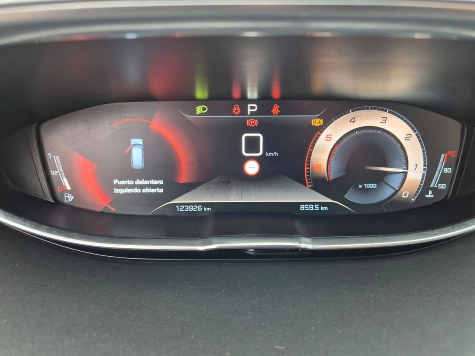 Peugeot 5008 2.0 2020 - Imagen 16 de 20