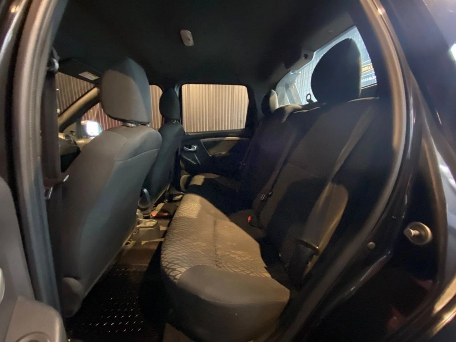 Renault Oroch 1.6 ZEN CD MT 2019 - Imagen 18 de 18